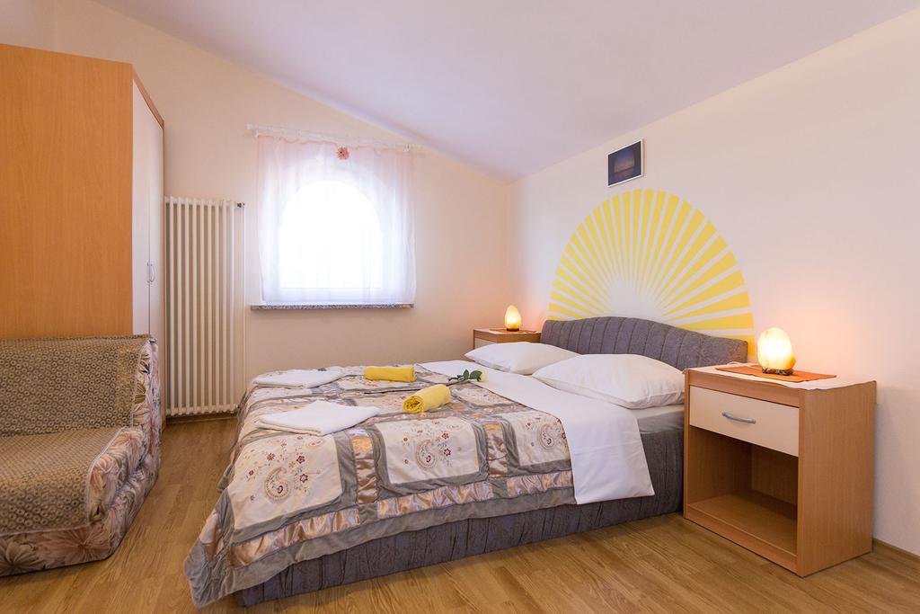 Apartments Juras Brzac Luaran gambar