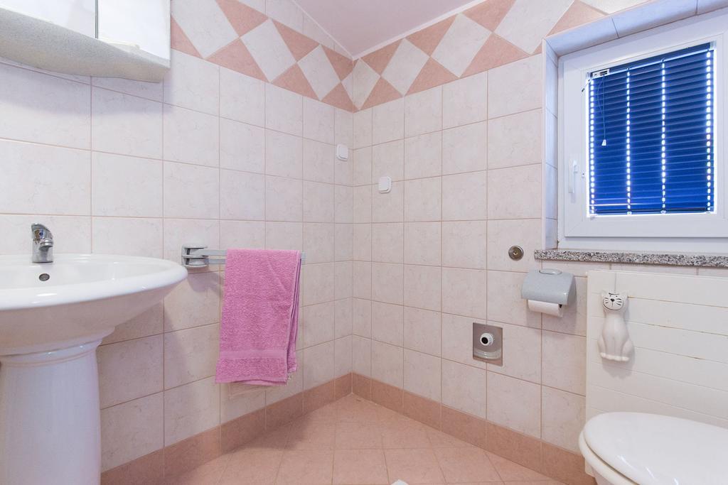 Apartments Juras Brzac Luaran gambar