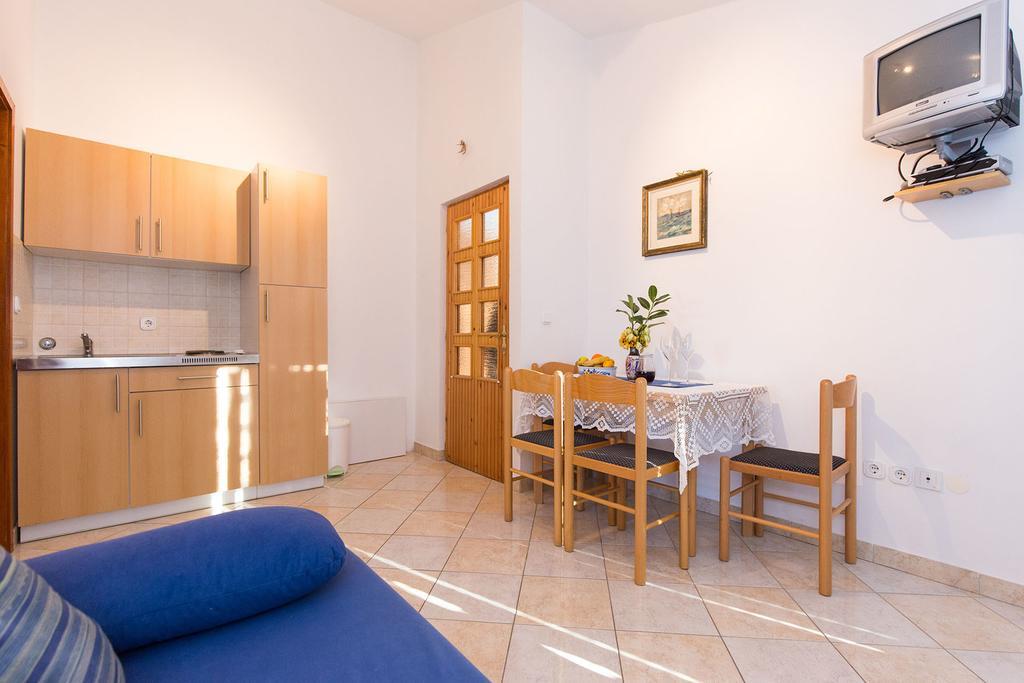 Apartments Juras Brzac Luaran gambar