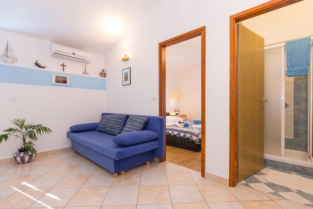 Apartments Juras Brzac Luaran gambar